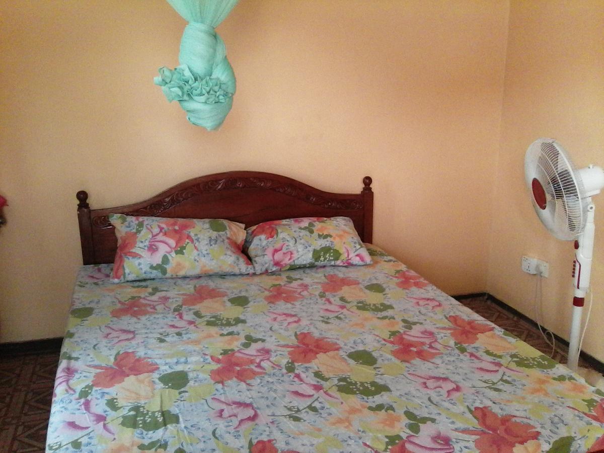 Randi Homestay In Negombo Eksteriør bilde